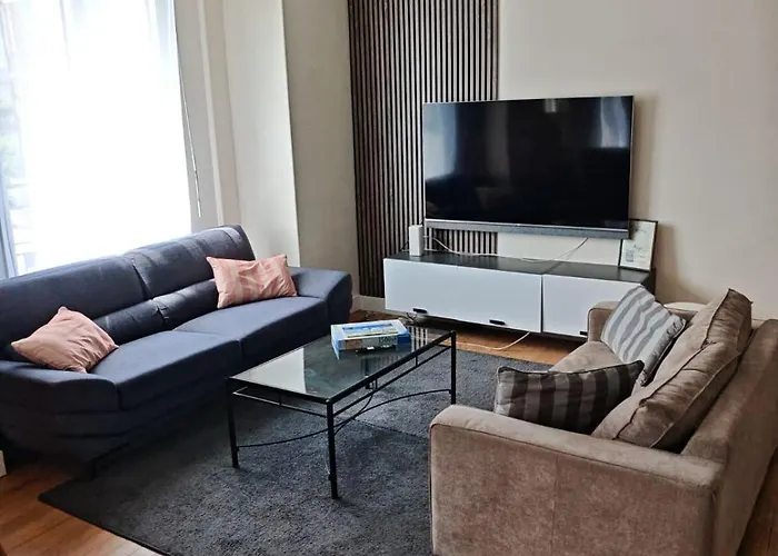 Très Beau 3 Pièces Jusqu'à 6 Voyageurs - El Paradisio *