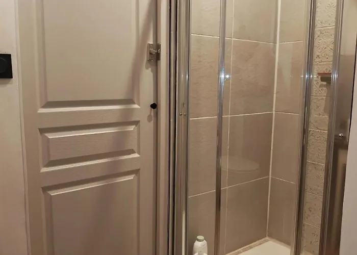 Tres Beau 3 Pieces Jusqu'a 6 Voyageurs - El Paradisio * Lourdes