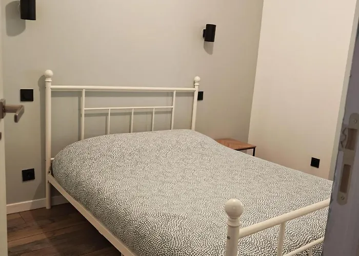 Tres Beau 3 Pieces Jusqu'a 6 Voyageurs - El Paradisio Apartment *